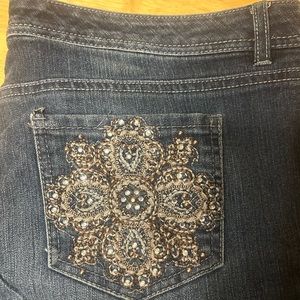 Nine West denim capris size14 embellished bling on back pockets